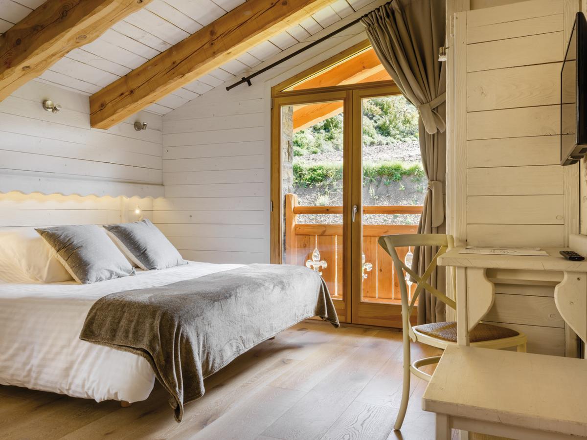 Hotel Vinas De Larrede ภายนอก รูปภาพ